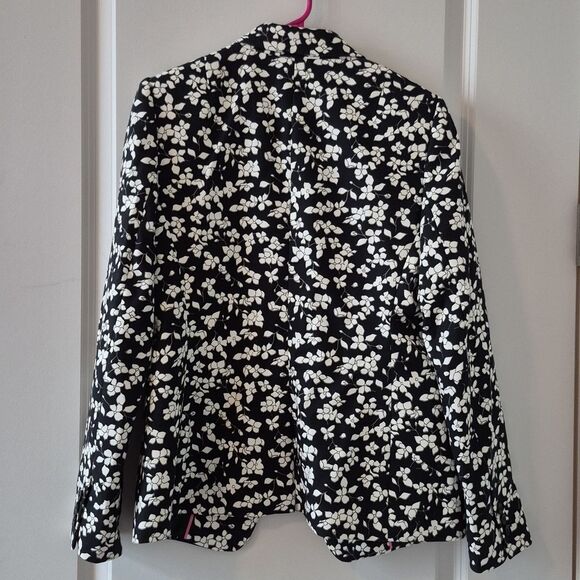 Banana Republic Floral black and white blazer Size 8 NWT - Picture 11 of 11